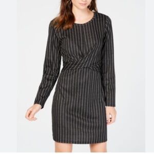 🆕No Comment front twist Womens White & Blue Sleeve  Sz. L